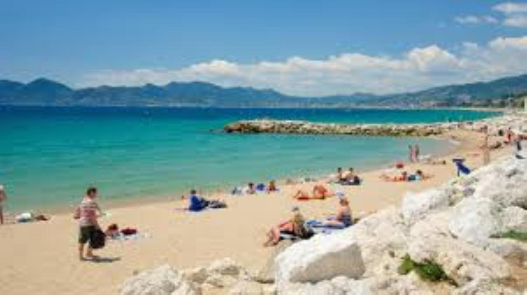 Le Castille - A Deux Pas Des Plages Cannes Buitenkant foto